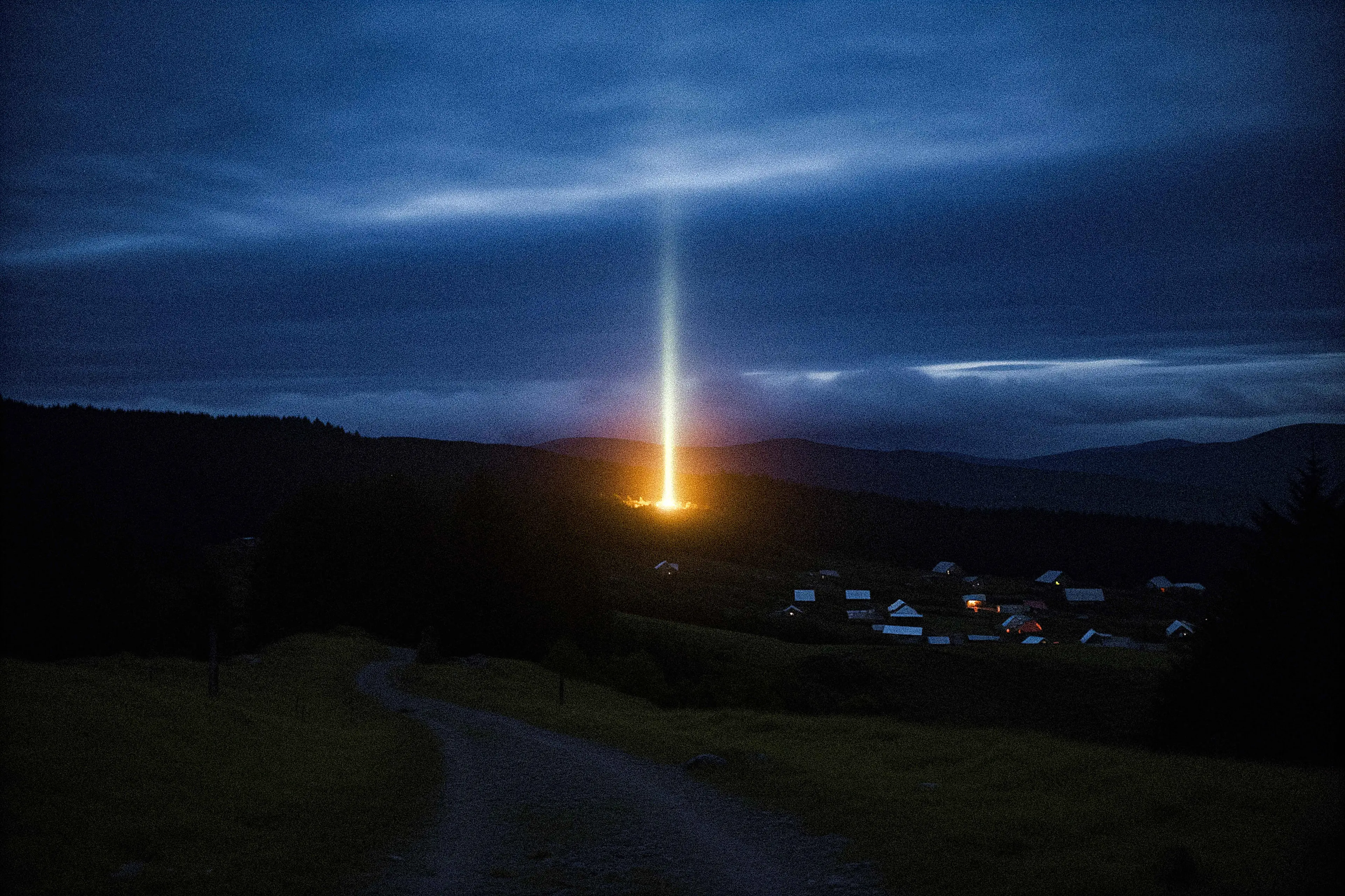 The Town Where The Portal Appeared from the series Everett’s Notes, 2024 © Chen Chuanduan