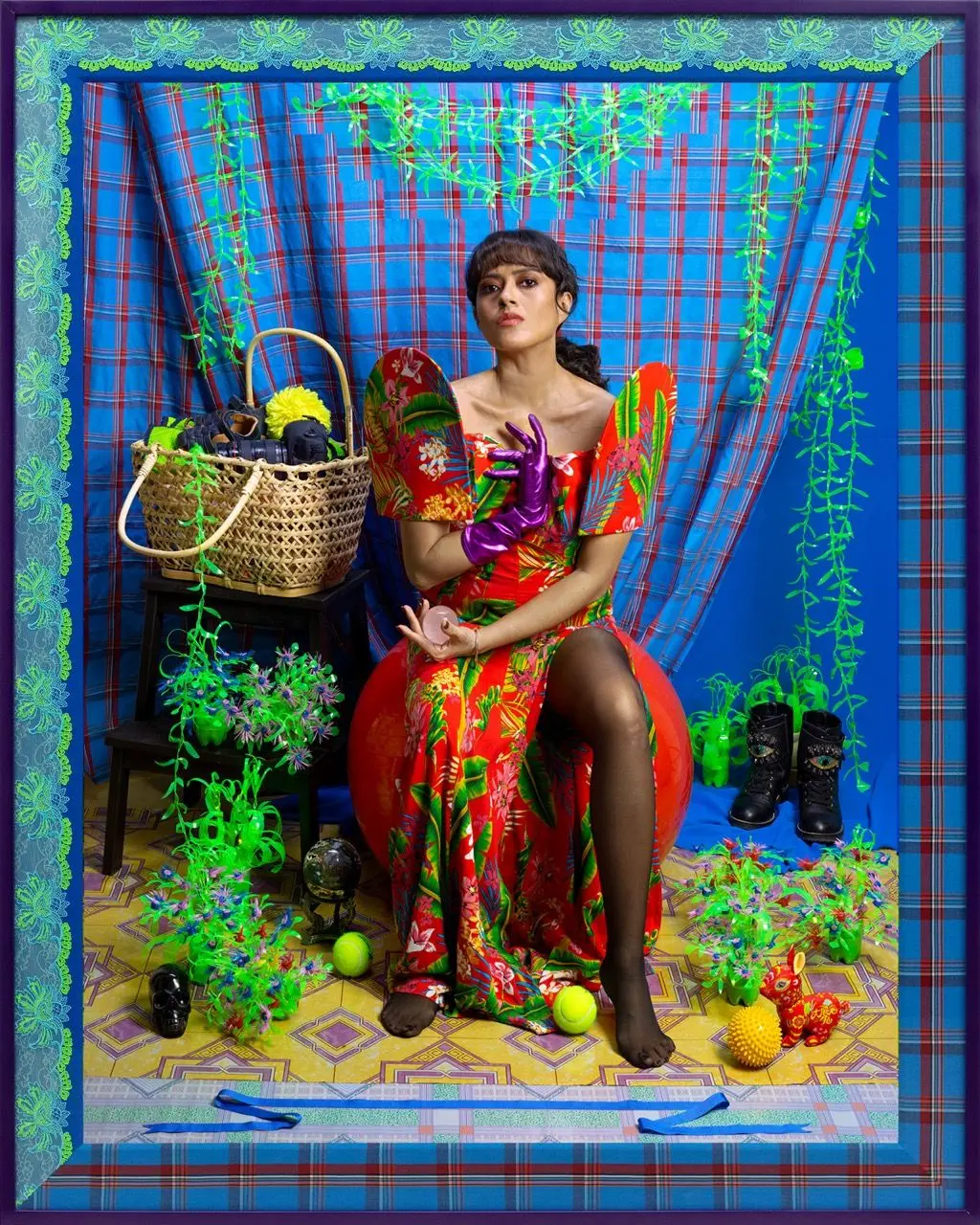 Rosas Pandan (Volviendo, Self-Por-trait), 2023 ©Wawi Navarroza