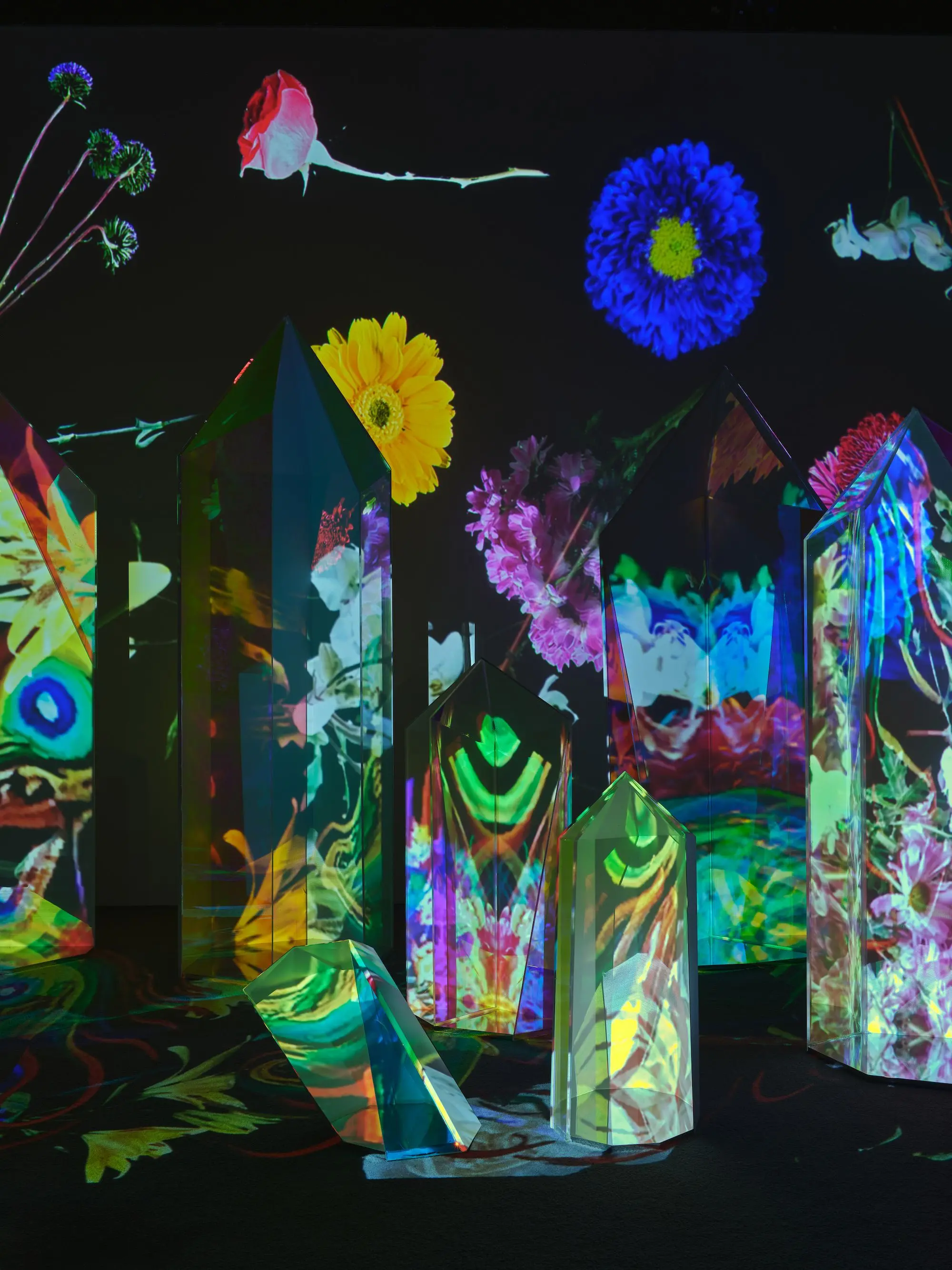 mAcHiNe CrYsTaL, Tony Oursler, 2026 ©Fotografiska Shanghai